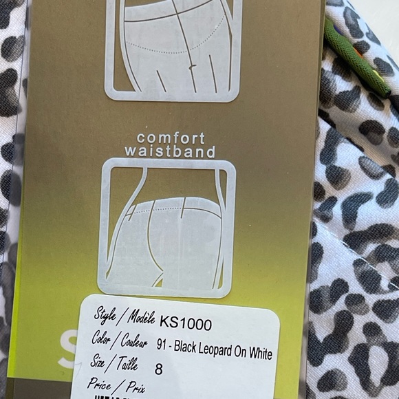 Swing control Golf Skort Leopard Print - Picture 3 of 7